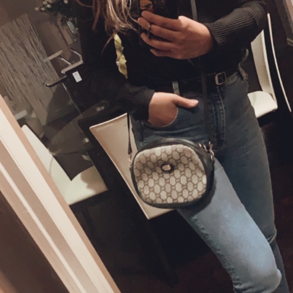 Authentic Vintage Gucci Shoulder bag